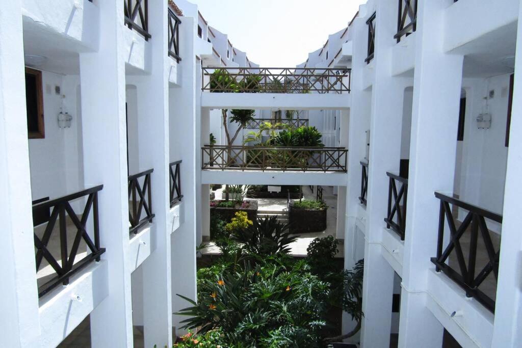 2 Bedrooms Playa Las Americas Parque Santiago I Heated Pool Плая-де-лас-Америкас Экстерьер фото